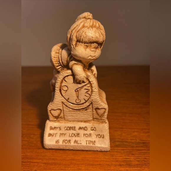 Vintage 1975 Paula Figurine Ontario Canada days come and go love is for all time - Picture 1 of 4